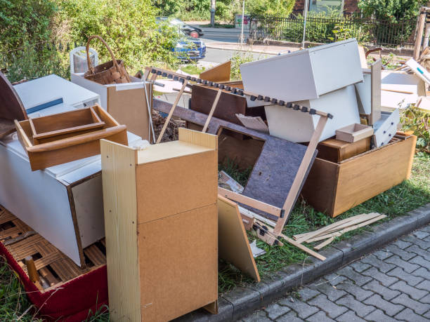 Best Yard Cleanup Services  in Santee, SC